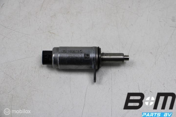 Versteleenheid in cilinderkop VW Golf 7 06E103697L, Gebruikt