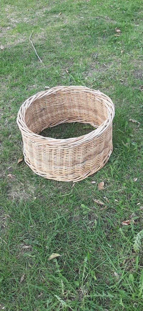 korfbalmand riet, Ophalen of Verzenden, Gebruikt, Korf of Paal