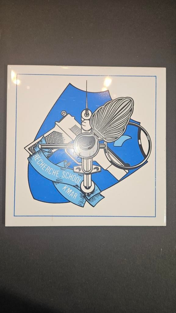 Tegel Recherche School Koninklijke Marechaussee, Doe-het-zelf en Verbouw, Tegels, Ophalen of Verzenden