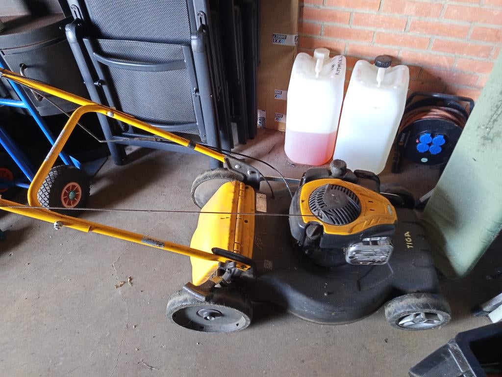 Grasmachine, Ophalen, Gebruikt, 50 cm of meer, Benzine-grasmaaier