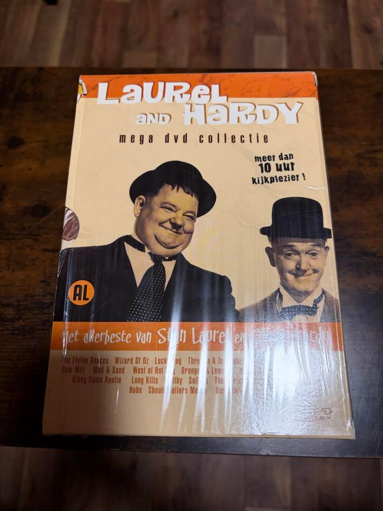 Laurel & Hardy Mega DVD Collectie - Meer dan 10 uur kijkplez, Alle leeftijden, Ophalen of Verzenden, Nieuw in verpakking, Boxset