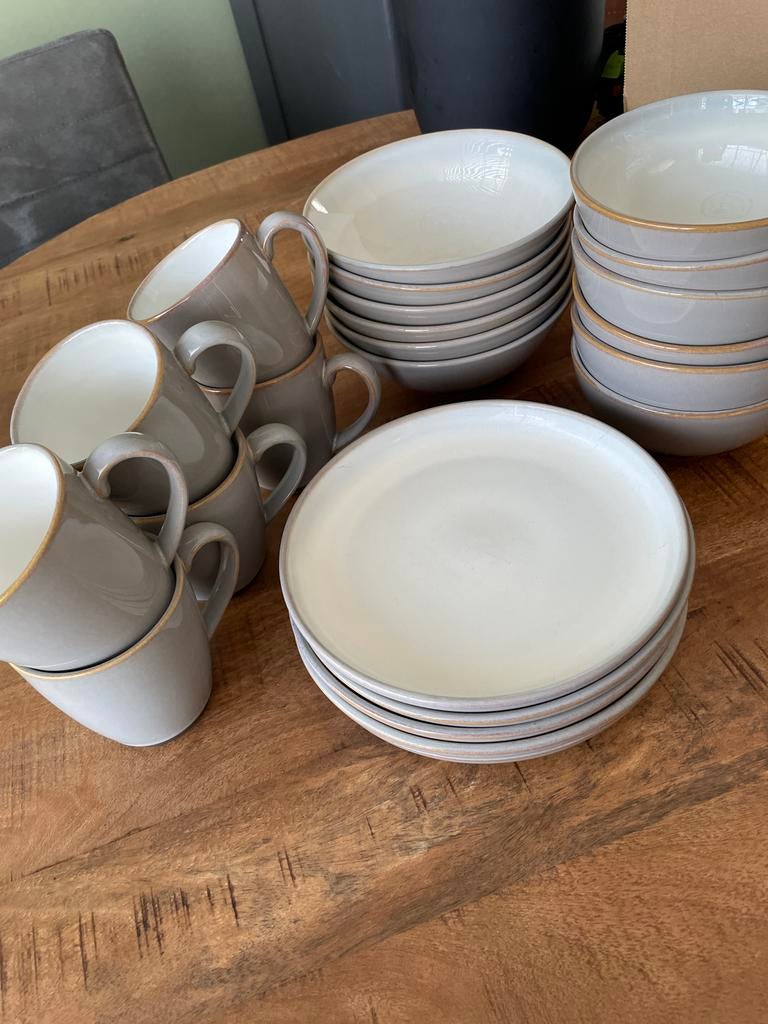 Grijs/wit servies, Huis en Inrichting, Keuken | Servies, Ophalen, Overige materialen, Gebruikt, Effen