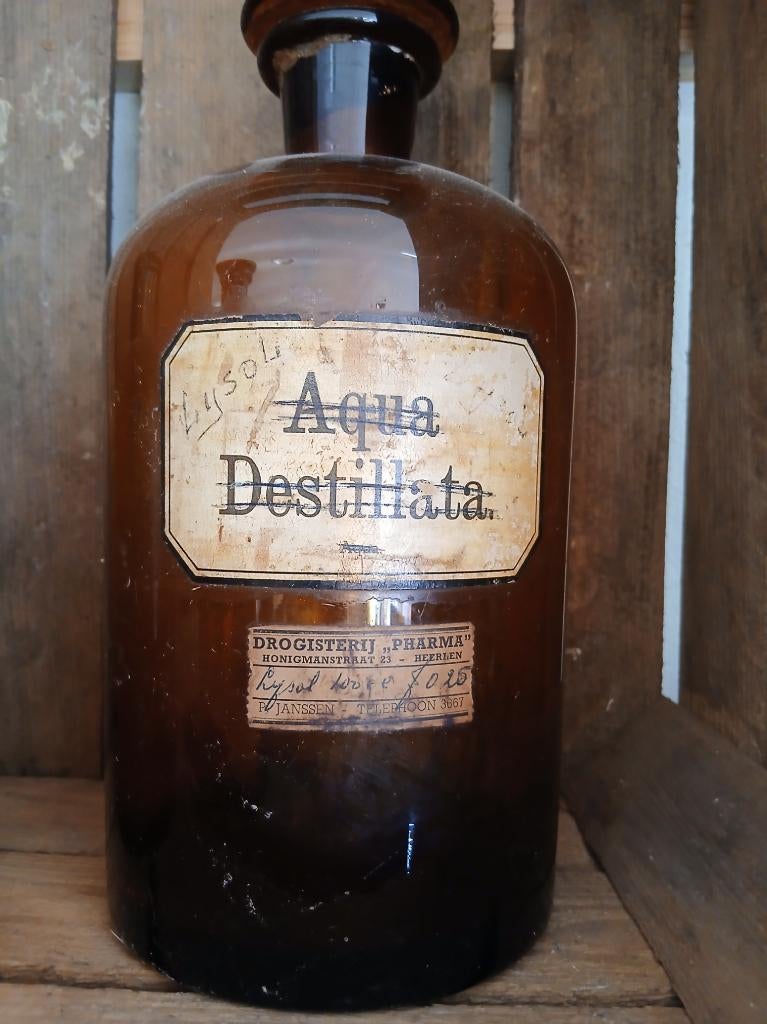 Verzameling van 6 oude apothekersflessen., Antiek en Kunst, Curiosa en Brocante, Ophalen