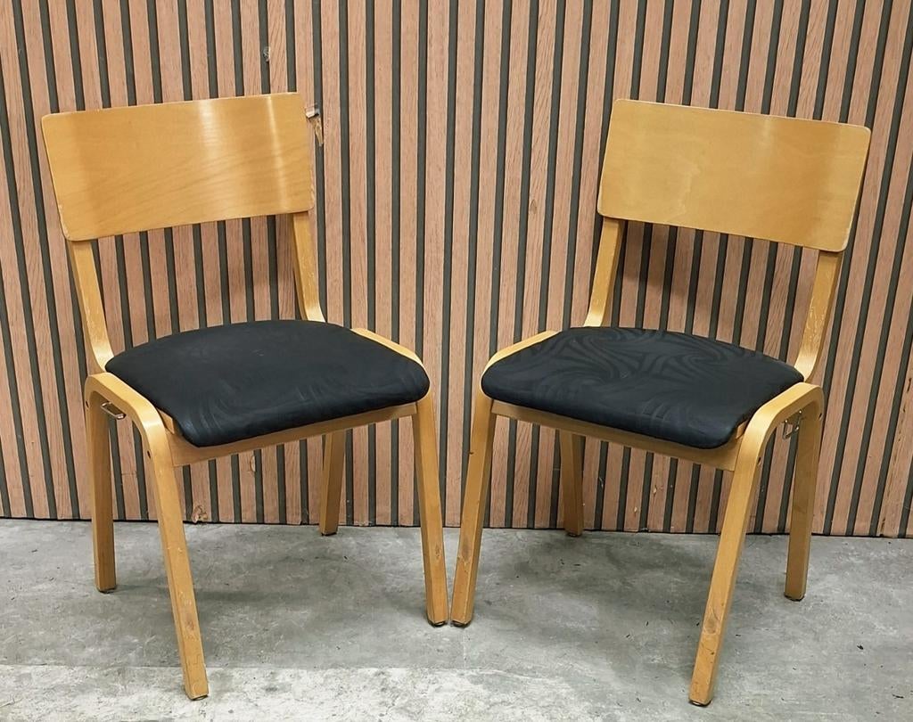 45 x Vintage stoelen hout cafestoelen Deens retro horeca, Huis en Inrichting, Stoelen, Bruin, Ophalen of Verzenden, Zo goed als nieuw