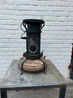 Oude petroleum kachel met koperen tank, 50cm hoog, Gebruikt, Overige brandstoffen, Petroleumkachel, Ophalen of Verzenden
