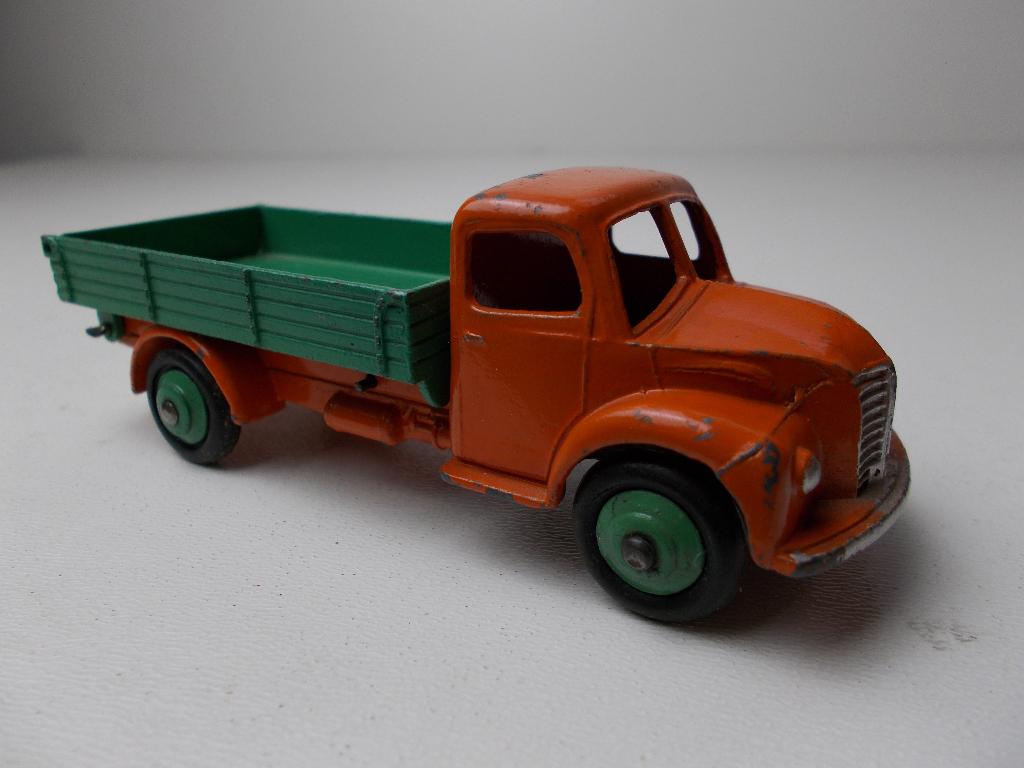 1955 Dinky Toys 414 DODGE REAR TIPPING WAGON. I.g.st.