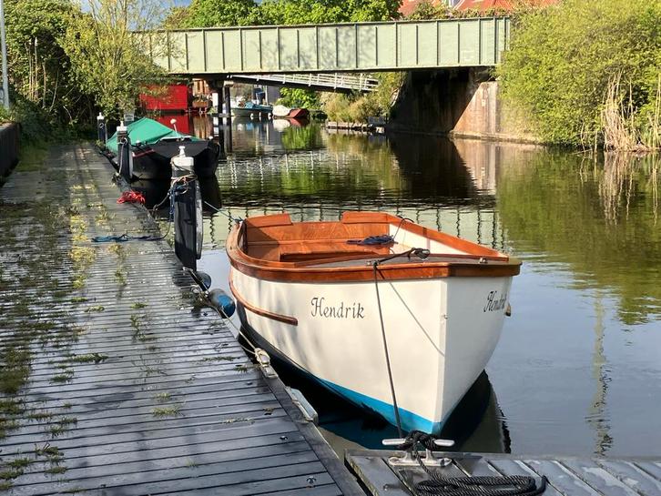Elektrische Spiegelsloep, Watersport en Boten, Sloepen, Gebruikt, Tot 10 pk, 3 tot 6 meter, Buitenboordmotor, Elektrisch, Polyester