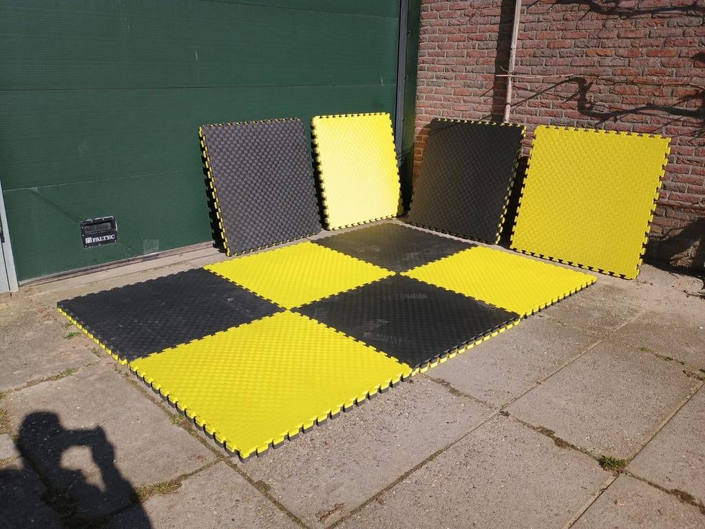 Eva Foam Puzzelmat 1m² per stuk. 4cm dik. kleur zwart/geel, Ophalen, Nieuw, Fitnessmat