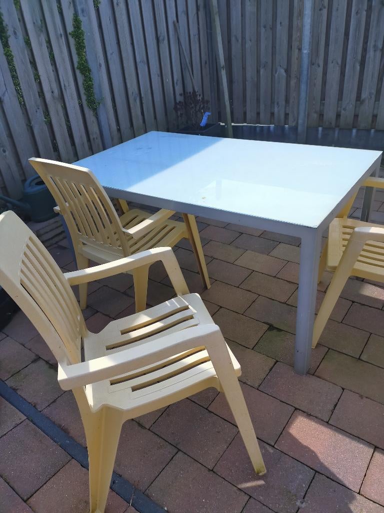 Tuintafel met stoelen, Ophalen, Gebruikt