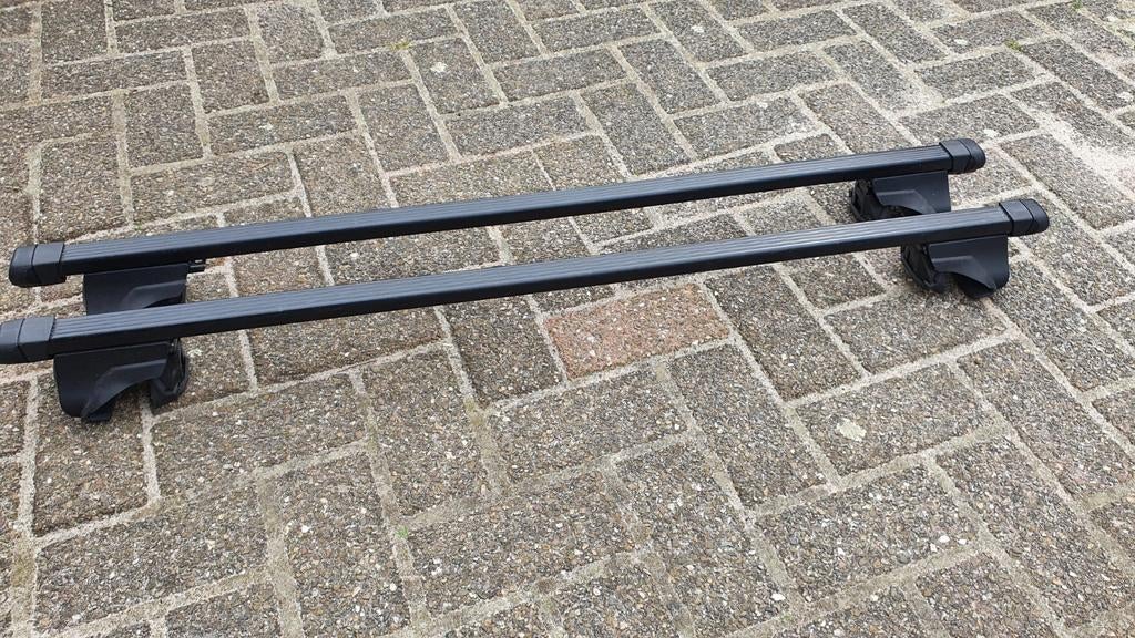 Dakdragers Thule 853-2341-01, Ophalen, Gebruikt