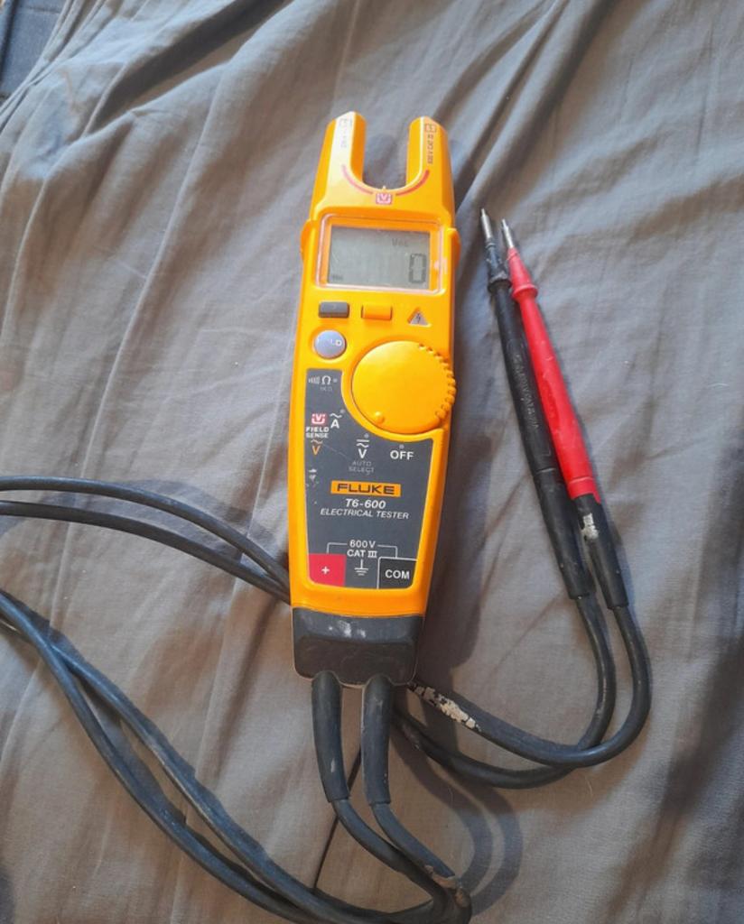 Fluke T-6 600 treu rms, Ophalen of Verzenden, Zo goed als nieuw, Afkortzaag, 30 tot 70 mm