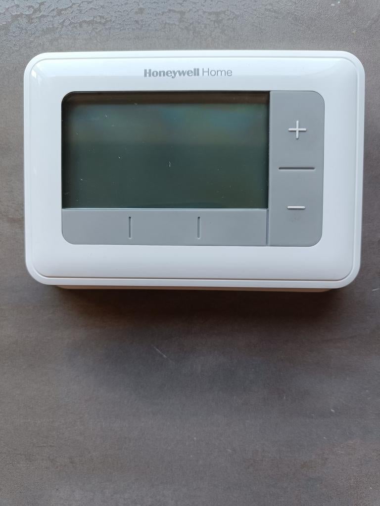 Honeywell Home T4M Thermostaat bedraad, Ophalen of Verzenden, Slimme thermostaat, Zo goed als nieuw
