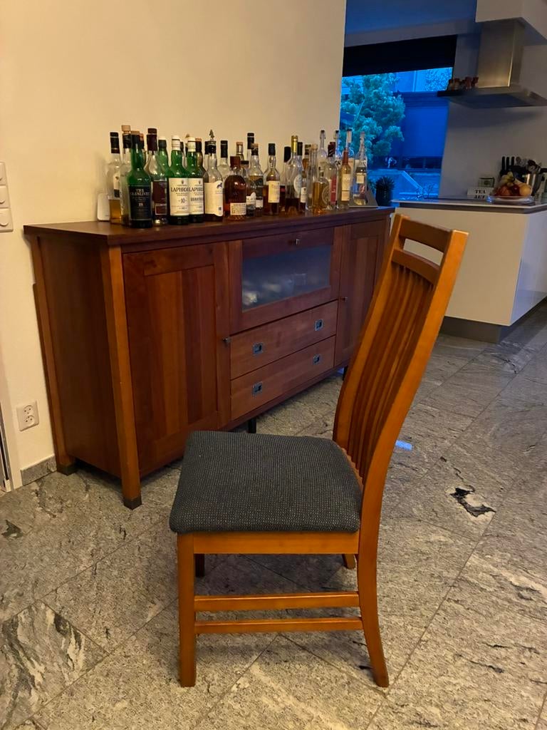 6 kersenhouten stoelen met stoffen blauw  zitting, Huis en Inrichting, Ophalen of Verzenden, Gebruikt, 4 tot 6 stoelen