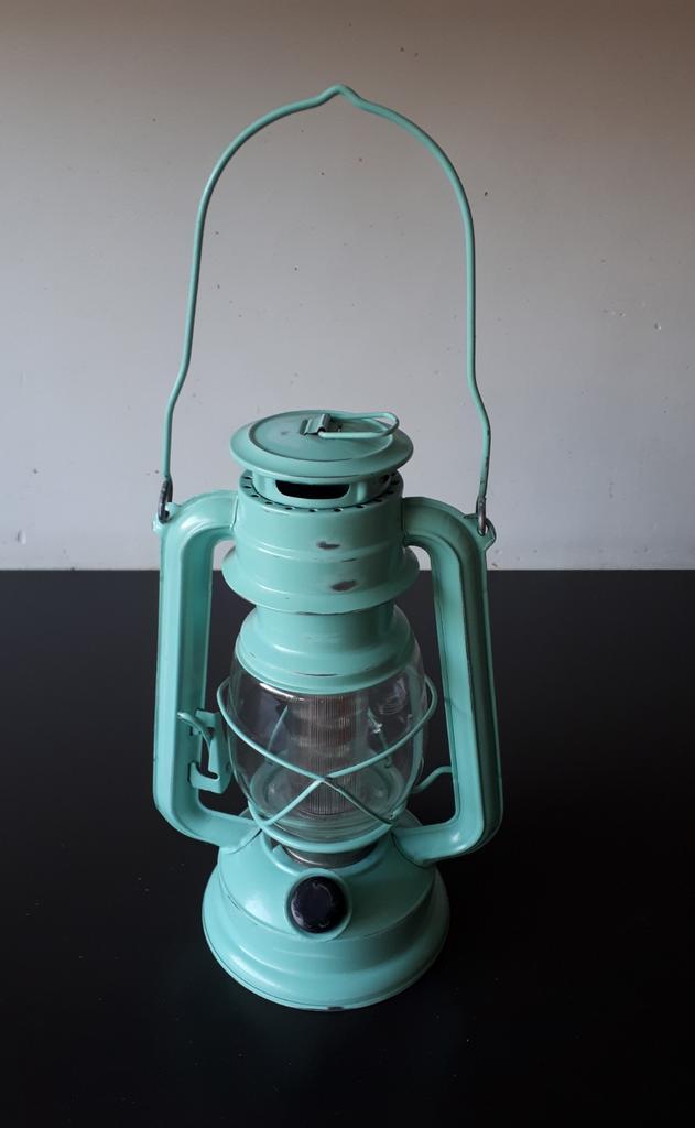 Stormlamp metaal mint groen op batt. H 23 cm, Antiek en Kunst, Antiek | Lampen, Ophalen of Verzenden