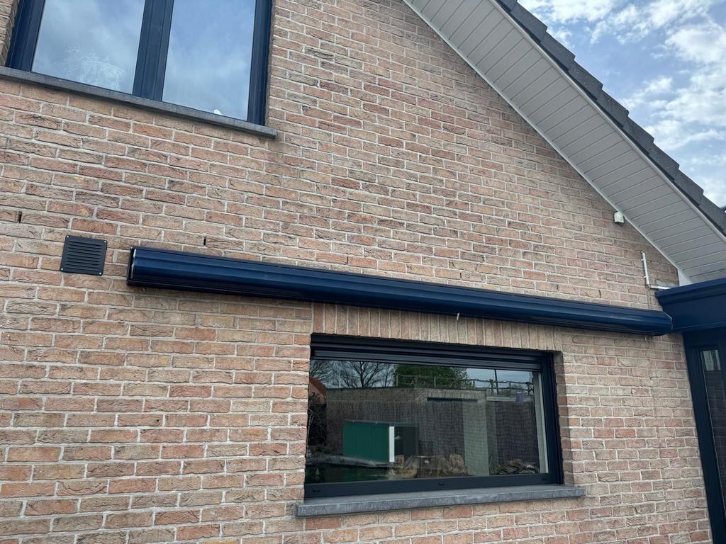 Elektrisch Zonnenscherm met Afstandsbediening, Ophalen, Gebruikt, Elektrisch, 150 tot 300 cm