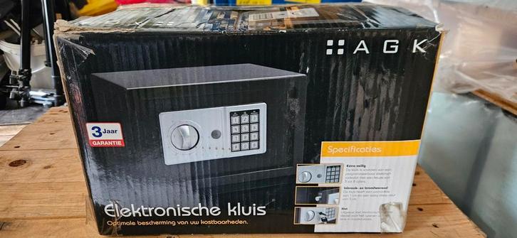 Elektrische kluis AGK ,wand dikte 1cm ,deur 3cm , 31x20x20, Huis en Inrichting, Brandblussers en Brandkasten, Nieuw, Brandkast
