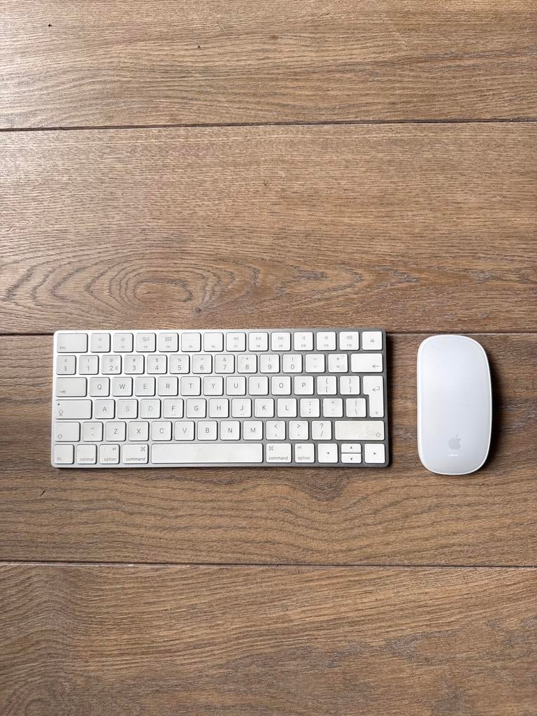 Apple Magic Keyboard + Magic Mouse, Computers en Software, Toetsenborden, Ophalen, Zo goed als nieuw
