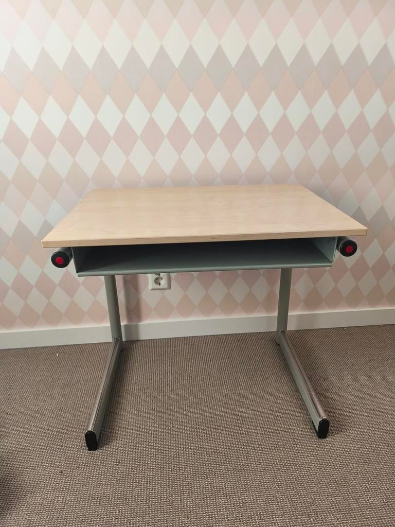 Gratis afhalen: Kinderbureau, Ophalen, Gebruikt, Kinderbureau