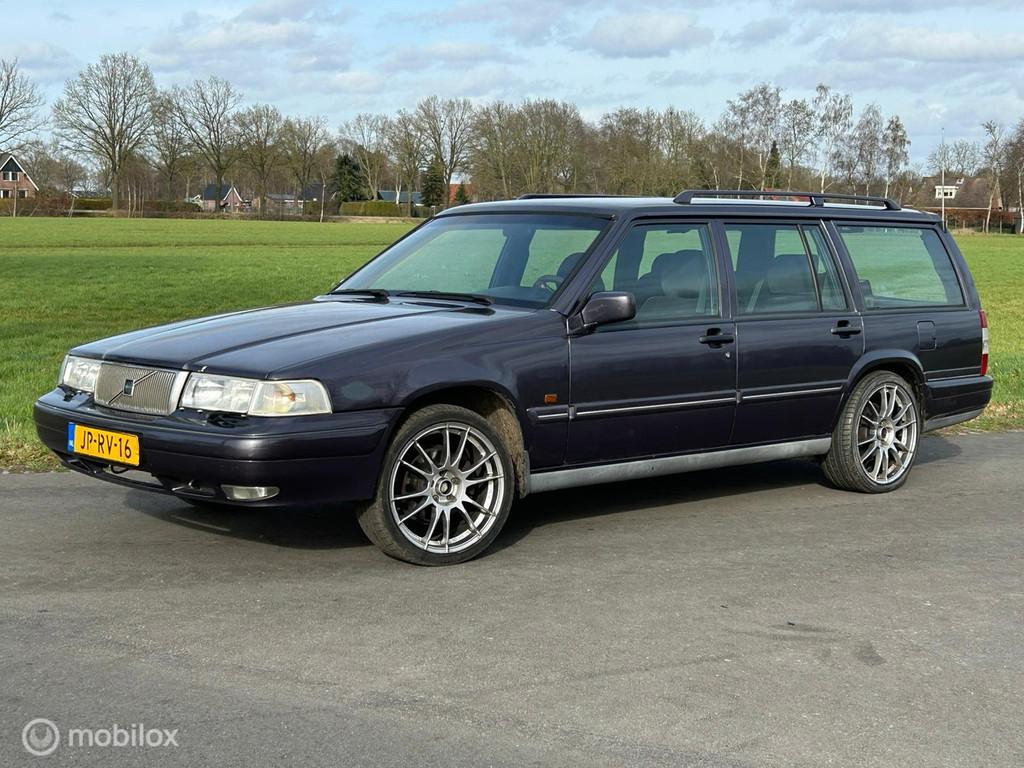 Volvo 960 2.5 Estate handgeschakeld, Auto's, Volvo, Achterwielaandrijving, Gebruikt, 700 kg, Origineel Nederlands