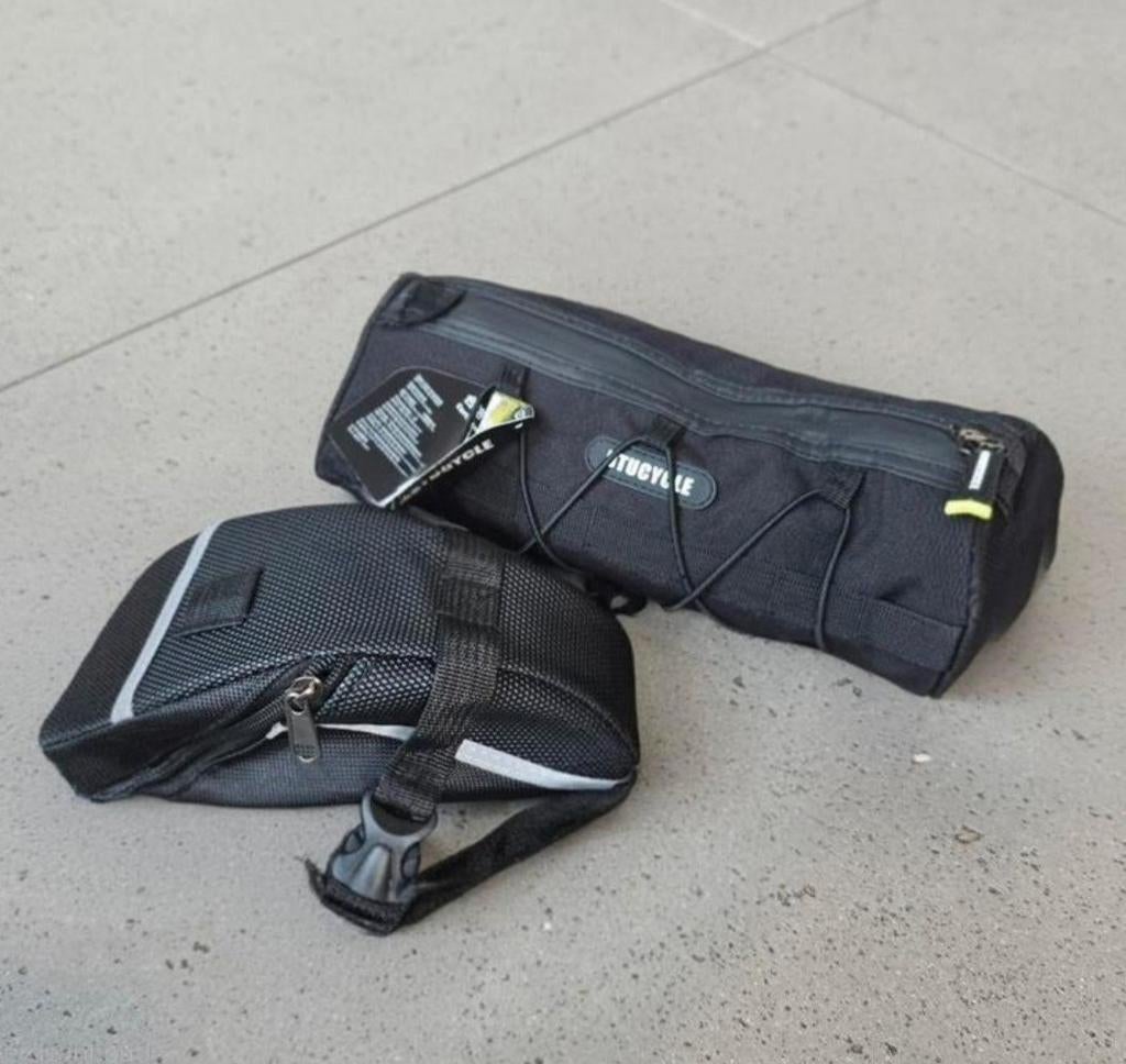 Fietstassen set (zadeltas en stuurtas) - geheel nieuw!!, Fietsen en Brommers, Fietsaccessoires | Fietstassen, Ophalen of Verzenden