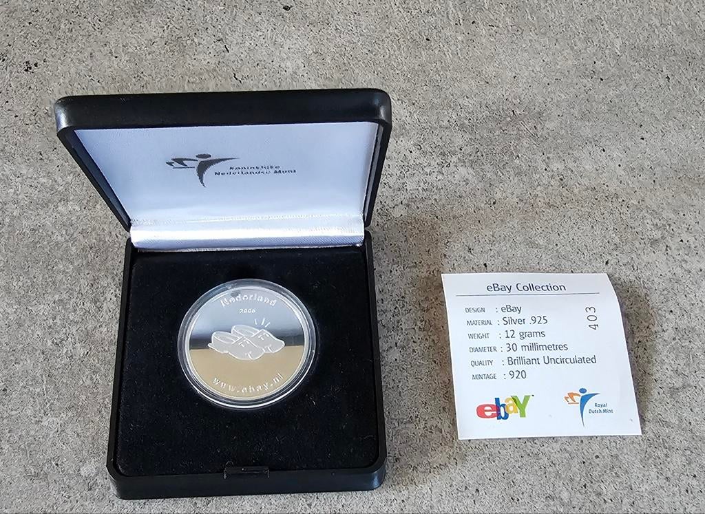 Ebay collection munt in doosje

Nooit uit de capsule geweest, Ophalen of Verzenden, Koningin Beatrix, Zilver