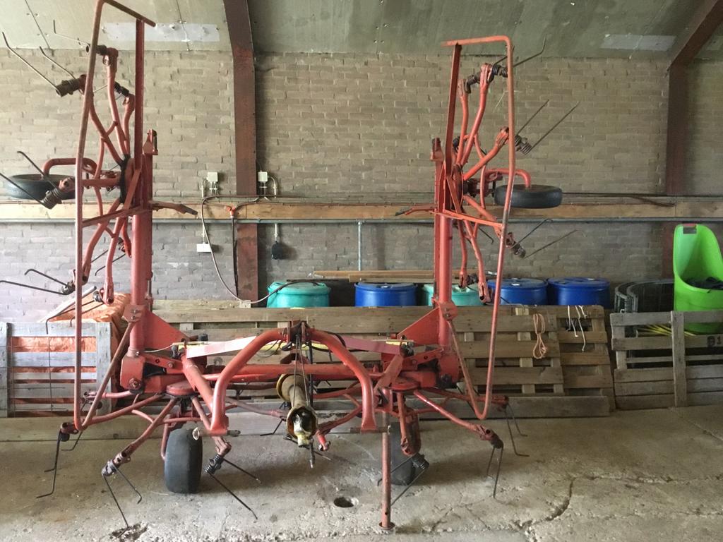 Lely harkkeerder - Hooikeerder -schudder, Ophalen, Veehouderij, Weidebouw