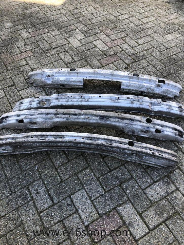 OPRUIMING. ; BUMPERBALKEN BMW 3 E46  EN 5  E39 SERIE, Auto-onderdelen, Carrosserie en Plaatwerk, Bumper, BMW, Gebruikt, Ophalen of Verzenden