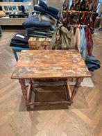 Roze houten tafel - 49x75x68 cm - Ophalen Groningen, Huis en Inrichting, Gebruikt, 50 tot 100 cm, Ophalen of Verzenden, 25 tot 50 cm