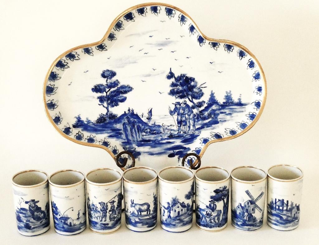 Schaal dienblad / 8 water bekers ( Delfts blauw) geschilderd, Ophalen of Verzenden