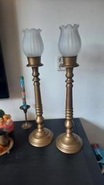 Twee robuuste messing kandelaars, lees de beschrijving., Huis en Inrichting, Woonaccessoires | Kandelaars en Kaarsen, Overige materialen