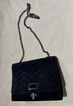 Zwart fluwelen tasje met ketting en strass sluiting, Sieraden, Tassen en Uiterlijk, Tassen | Damestassen, Ophalen of Verzenden