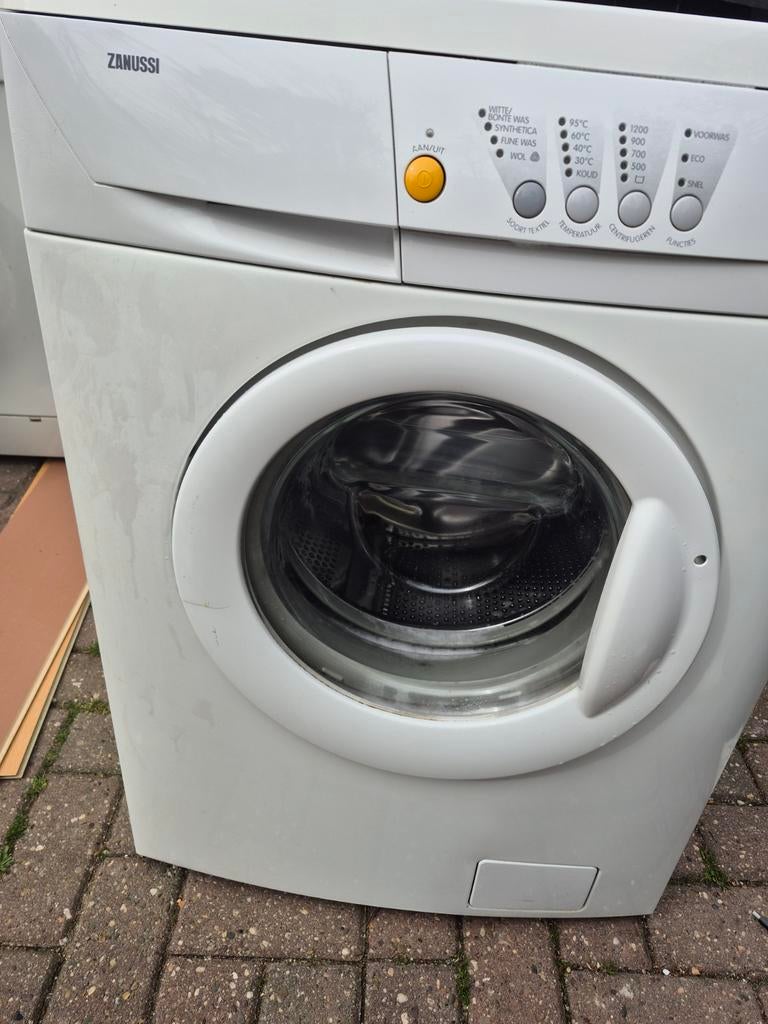 Zanussi wasmachine 1-6 kg, 1200 tot 1600 toeren, 4 tot 6 kg, Ophalen of Verzenden, Zo goed als nieuw