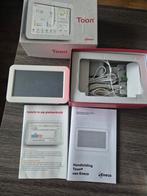 Eneco Toon thermostaat met handleiding en toebehoren, Ophalen of Verzenden, Slimme thermostaat, Zo goed als nieuw
