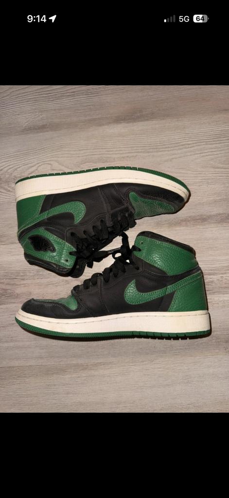 Jordan 1, Ophalen of Verzenden, Zo goed als nieuw, Schoenen