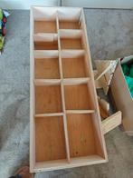 Houten organizers op wieltjes, Ophalen