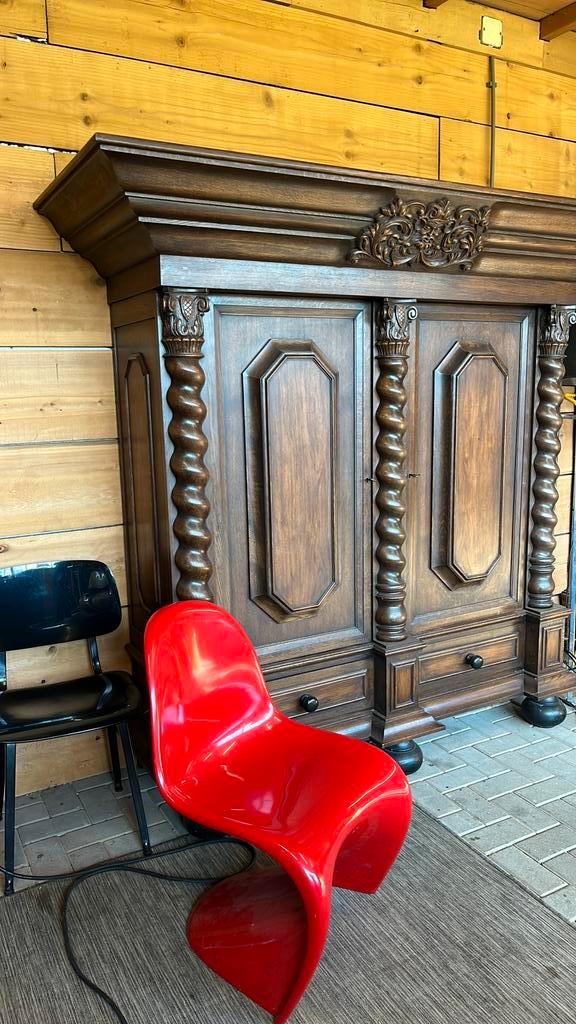 Antieke Eiken Deken- of Gildenkast met Snijwerk, Antiek en Kunst, Antiek | Meubels | Kasten, Ophalen