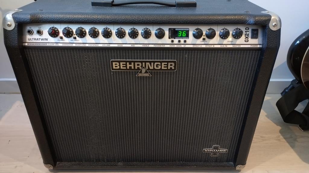 Behringer GX210 Gitaarversterker - Ultrawin, Ophalen, Gebruikt, Gitaar, 100 watt of meer