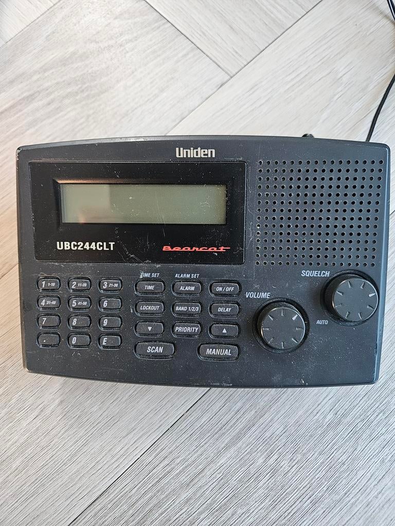 Uniden Bearcat UBC244CLT Scanner Radio, Ophalen of Verzenden, Gebruikt, Radio