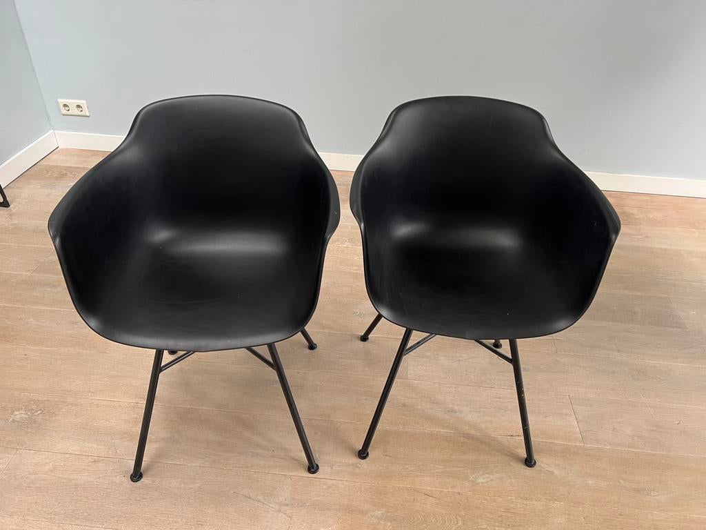 Zwart en grijze eetkamerstoelen, Kunststof, Gebruikt, Zwart, Ophalen of Verzenden