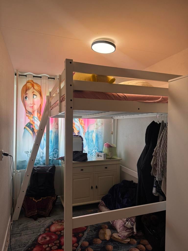 Eenpersoonsbed en een half met matras, Eenpersoons, Ophalen of Verzenden, Zo goed als nieuw, 90 cm