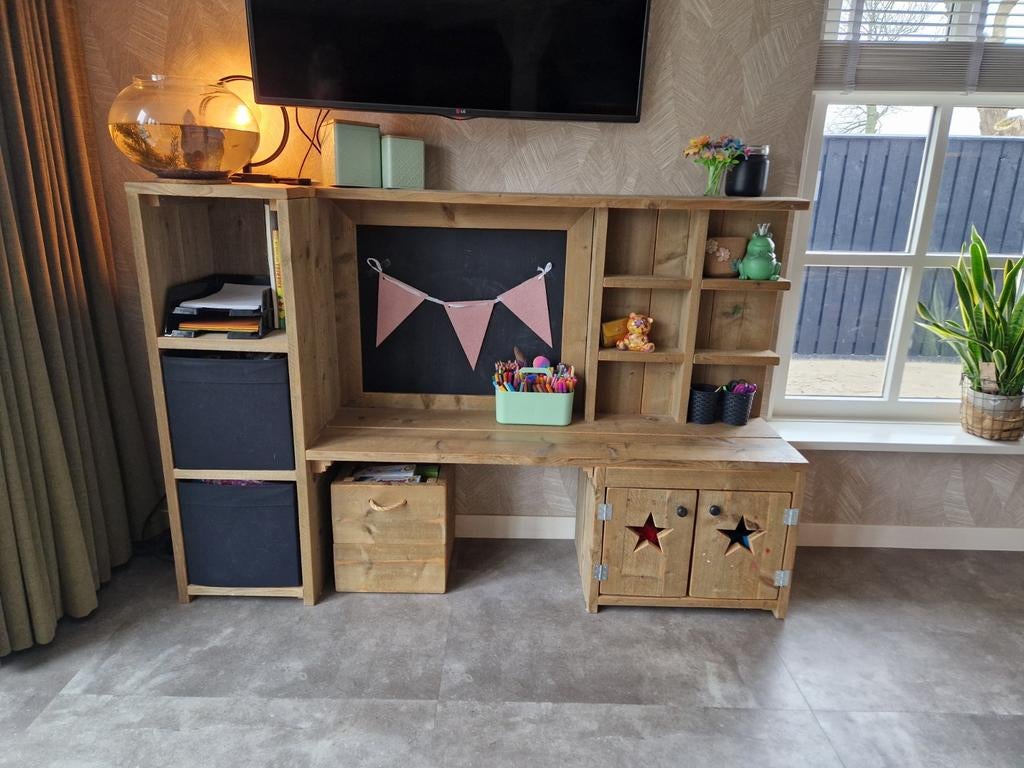 Houten speelmeubel met veel opbergruimte, krijtbord en kist, Ophalen, Stoer, 100 tot 150 cm, 150 tot 200 cm