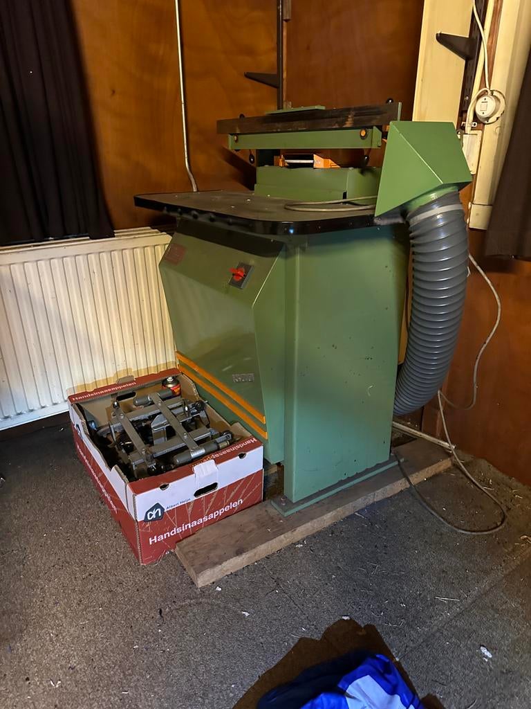 Professionele Schaatsenslijpmachine - Topconditie, Ophalen, Gebruikt