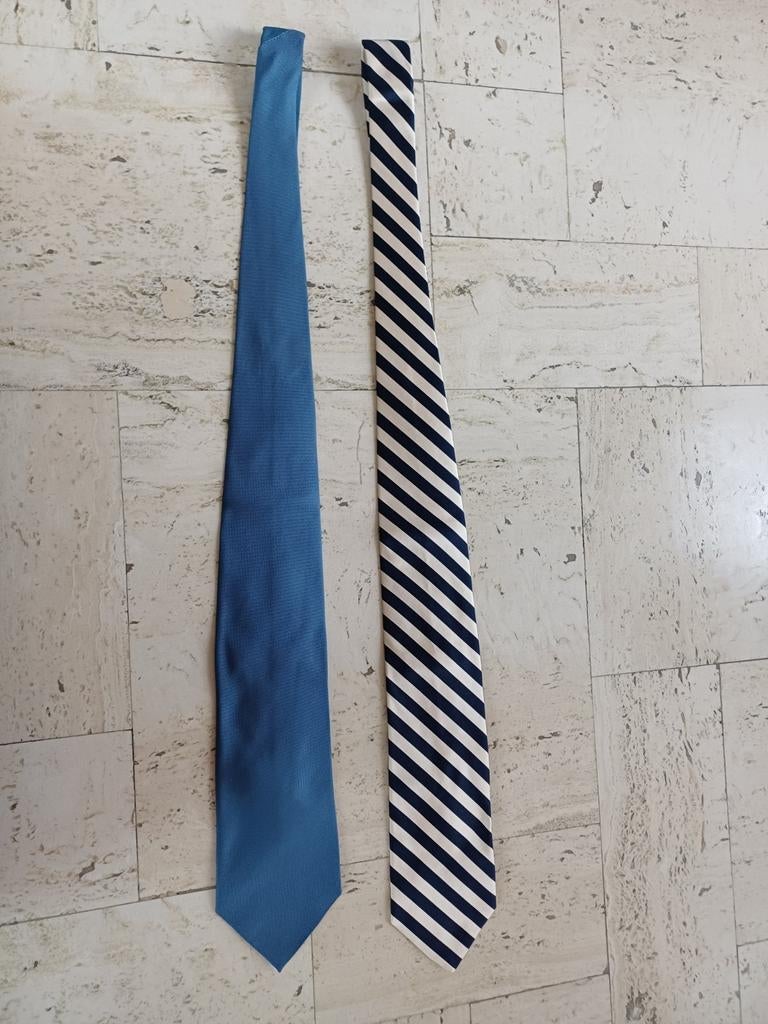 Twee Oger stropdassen, blauw en gestreept, Kleding | Heren, Ophalen of Verzenden, Zo goed als nieuw, Oger