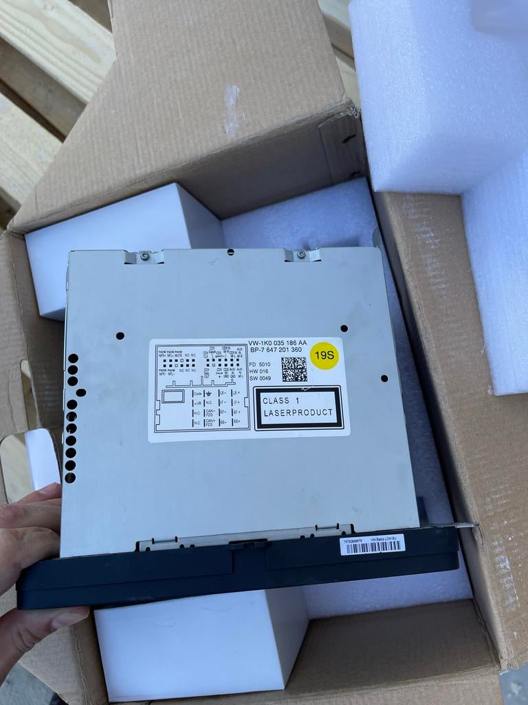 Nieuwe Volkswagen originele radio Golf 5/6-Touran, Ophalen, Nieuw