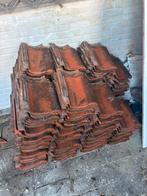 Dakpannen ongeveer 130 stuks, Doe-het-zelf en Verbouw, Dakpannen en Dakbedekking, Ophalen, 10 tot 15 m², Steen of Klei, Zo goed als nieuw