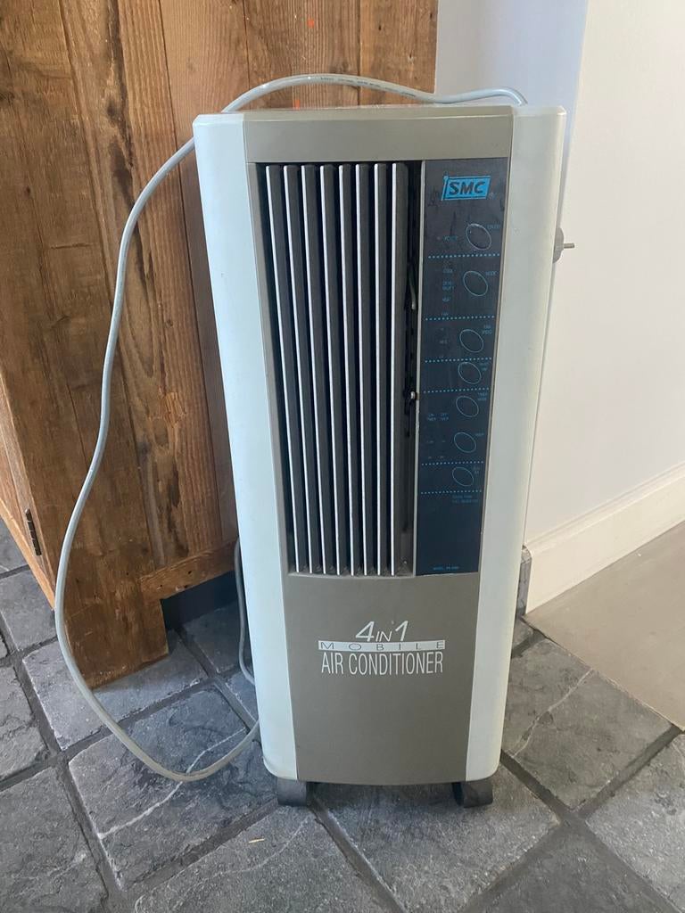 Mobiele airco 4 in 1SMC, Witgoed en Apparatuur, Ophalen, Verwarmen, 3 snelheden of meer, Zo goed als nieuw