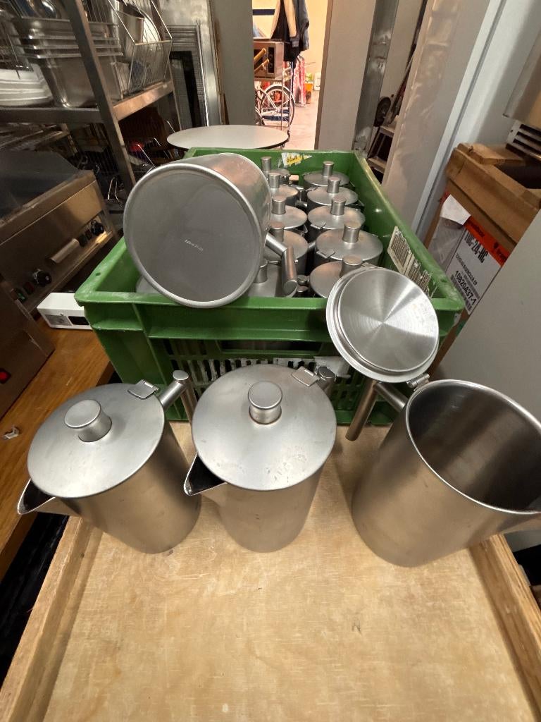 Arthur Krupp 1 Liter RVS kannen 17x, Ophalen