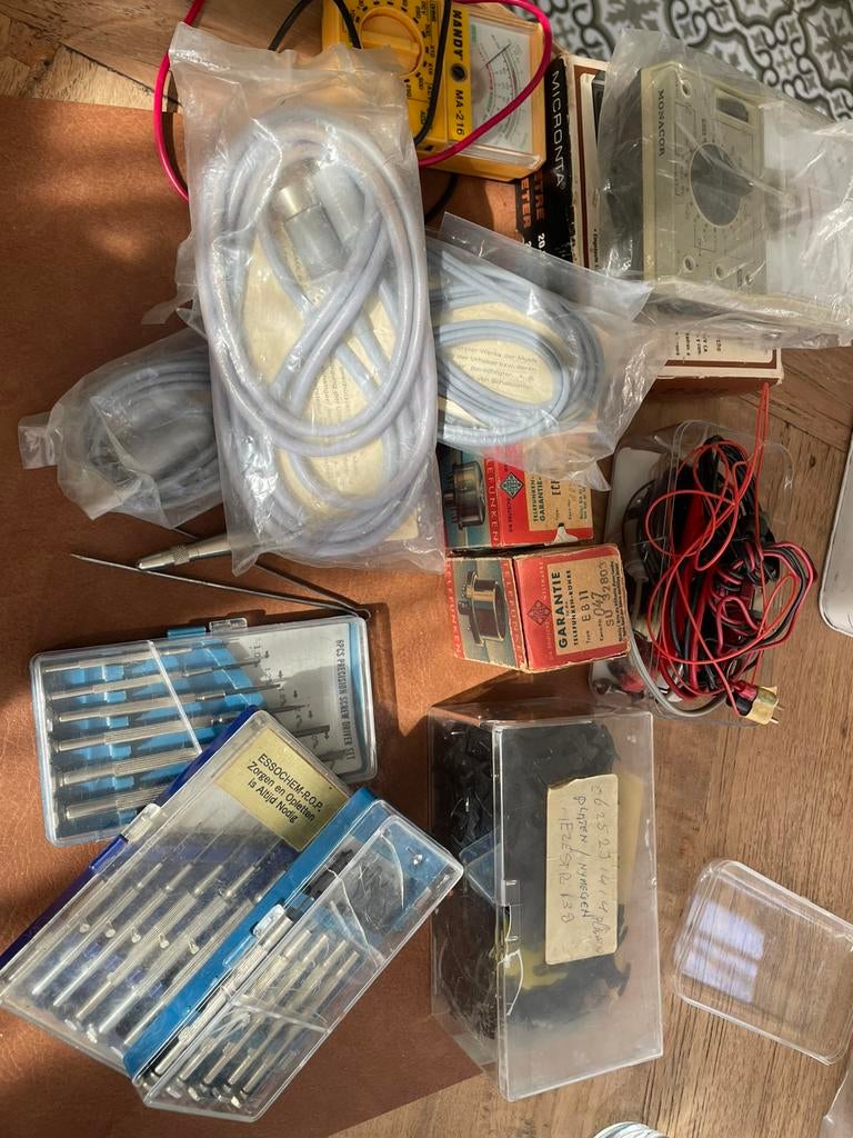Partij oude elektronica / multimeters / buizen / gereedschap, Ophalen of Verzenden