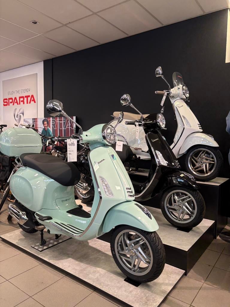 NIEUW! Vespa Primavera 2026 diverse kleuren, Fietsen en Brommers, Brommers | Vespa, Nieuw, Overige modellen, Maximaal 45 km/u
