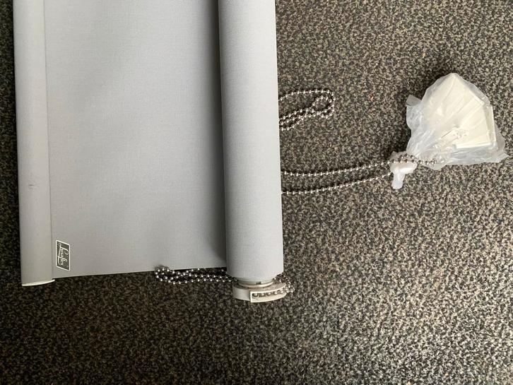 Luxaflex Rolgordijn - Grijs,, Huis en Inrichting, Stoffering | Gordijnen en Lamellen, Zo goed als nieuw, 200 cm of meer, 200 cm of meer